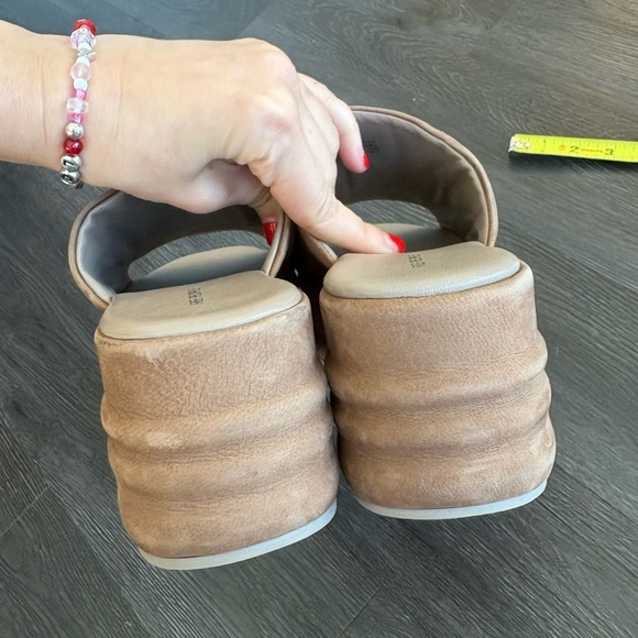 Free People Leather Platform Slides size 38 - Picture 4 of 7